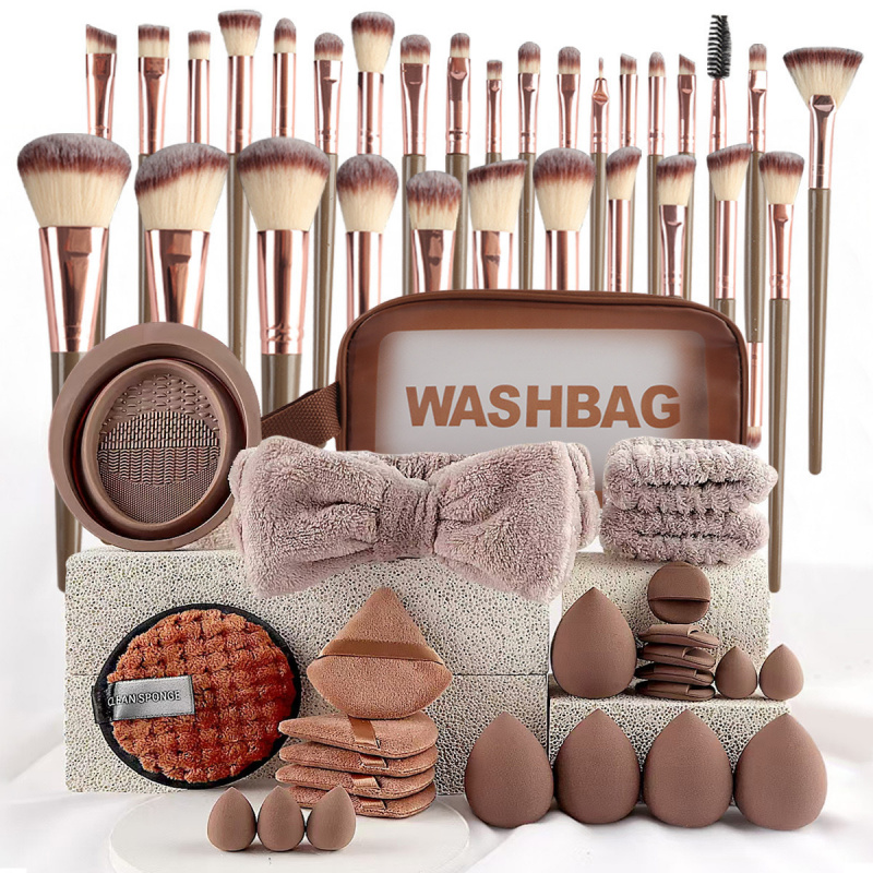 Beauty Makeup Store - 40 قطعة أداة ماكياج الجمال كومبو