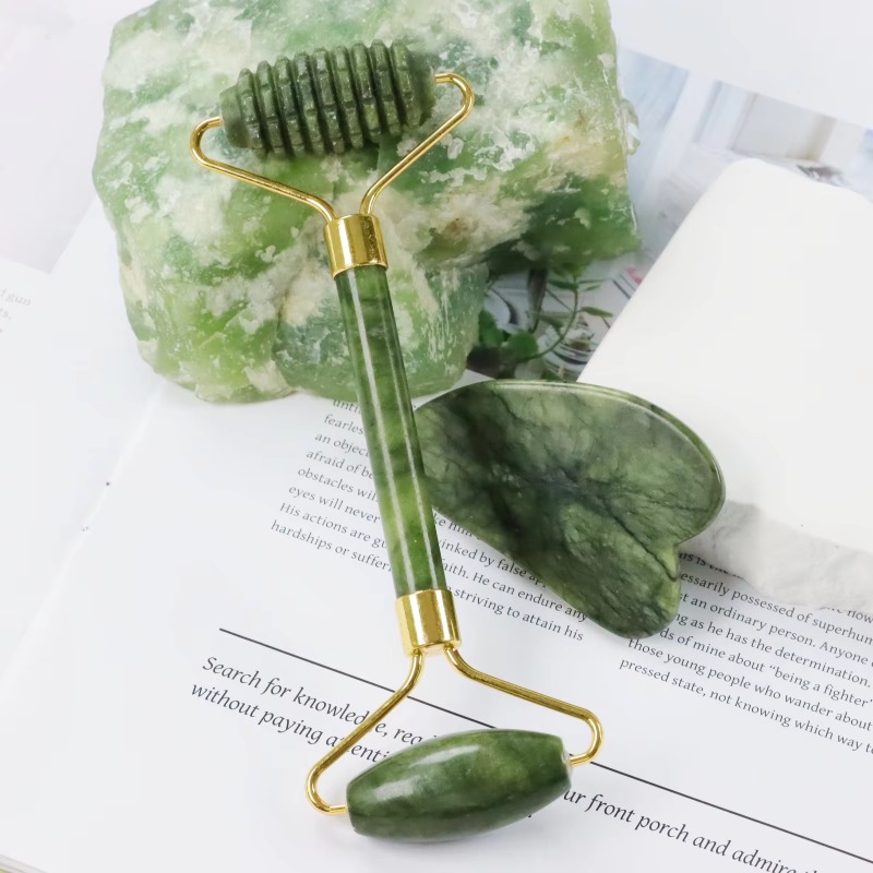 مجموعة أسطوانة اليشم وغوا شا م - مراجعة Jade Roller Gua Sha وسعره