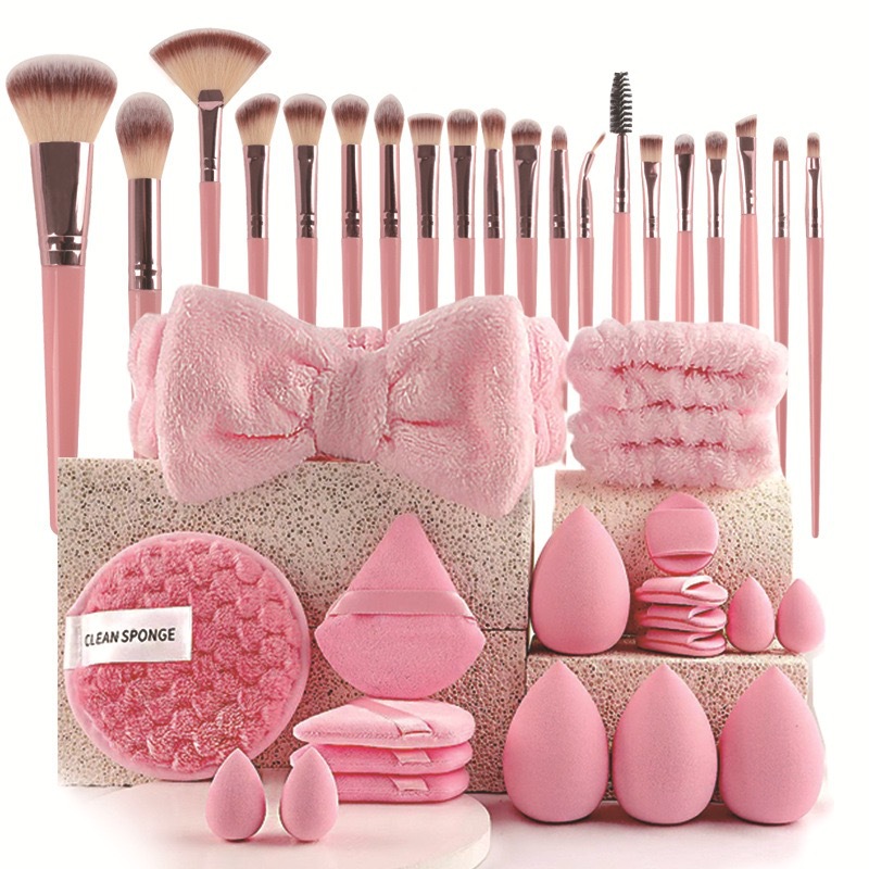 40 قطعة أداة ماكياج الجمال كوم - مراجعة Beauty Makeup Store وسعره