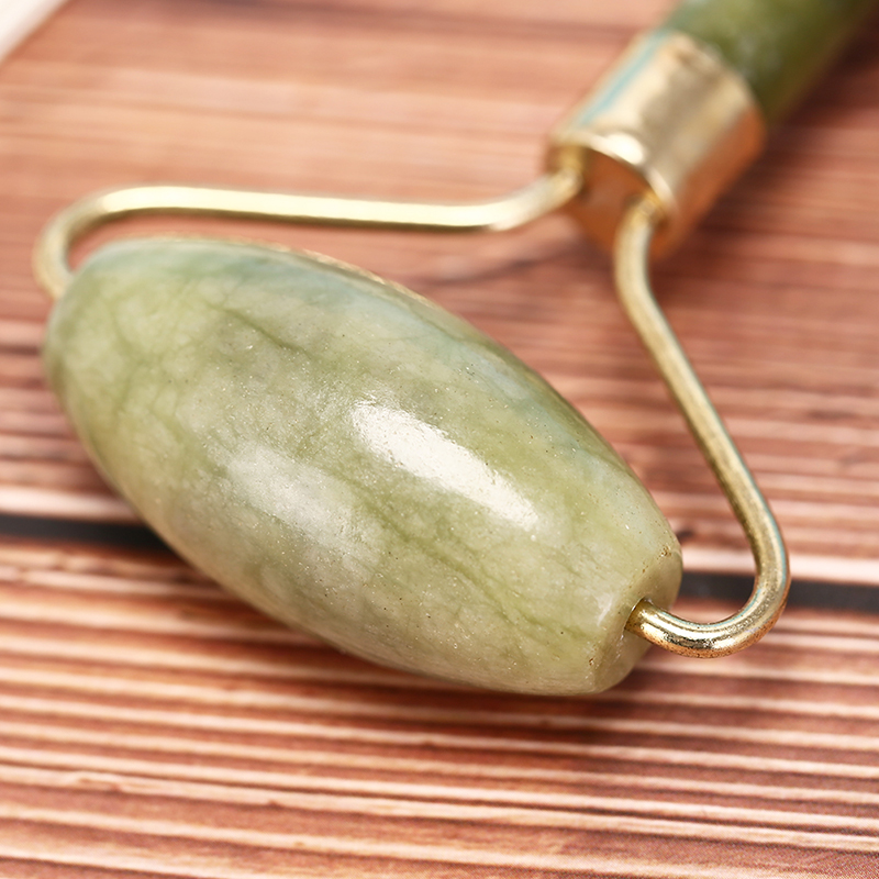بكرة تدليك الوجه الطبيعي اليشم - مراجعة Jade Roller Gua Sha وسعره