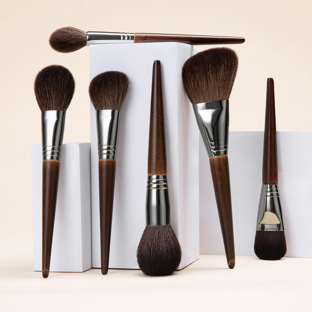 مجموعة فرش مكياج من شعر الماعز - مراجعة Beauty Makeup Store وسعره